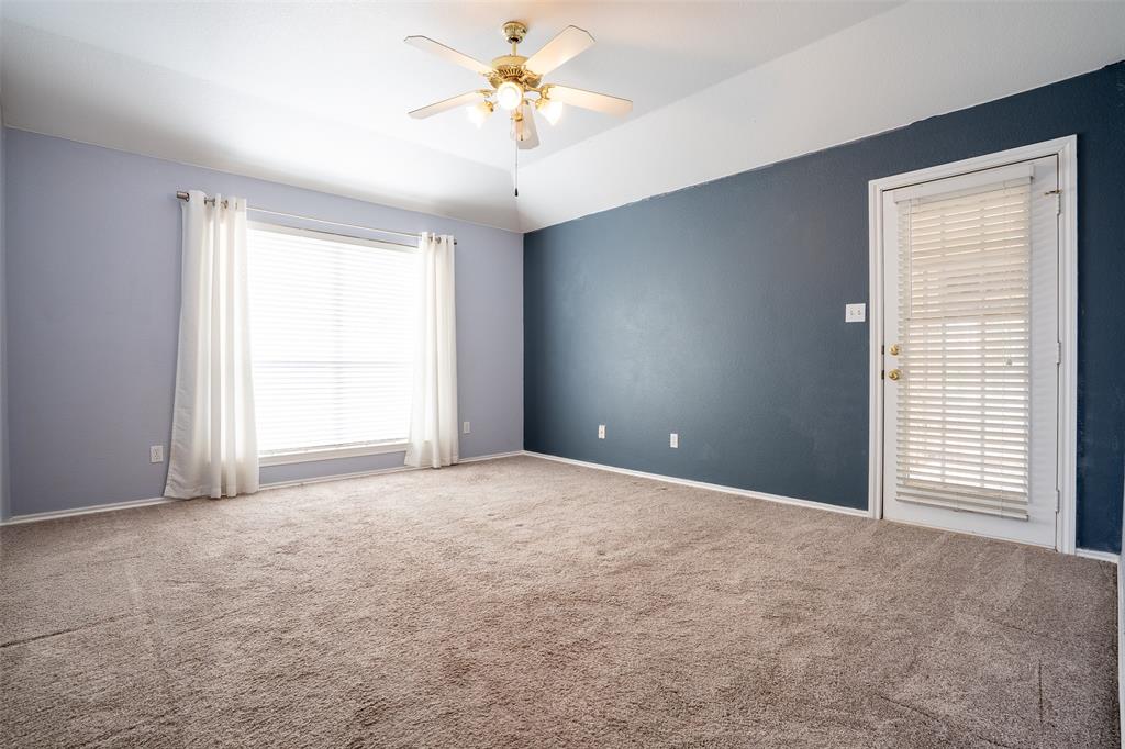 3202 Meandering Way Property Photo 17