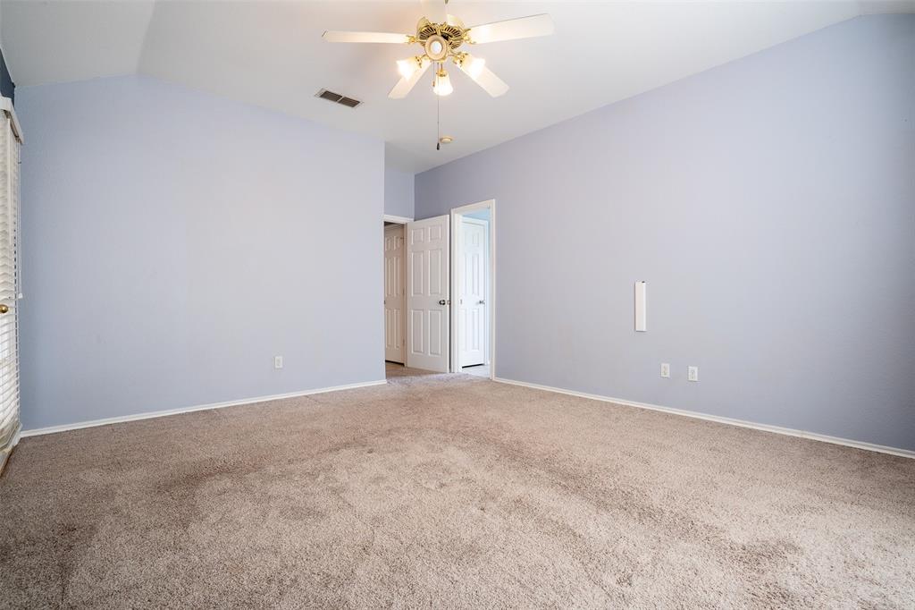 3202 Meandering Way Property Photo 19