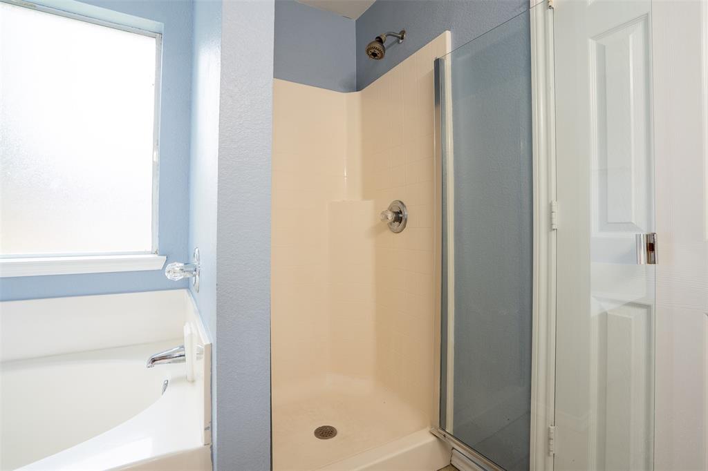 3202 Meandering Way Property Photo 23
