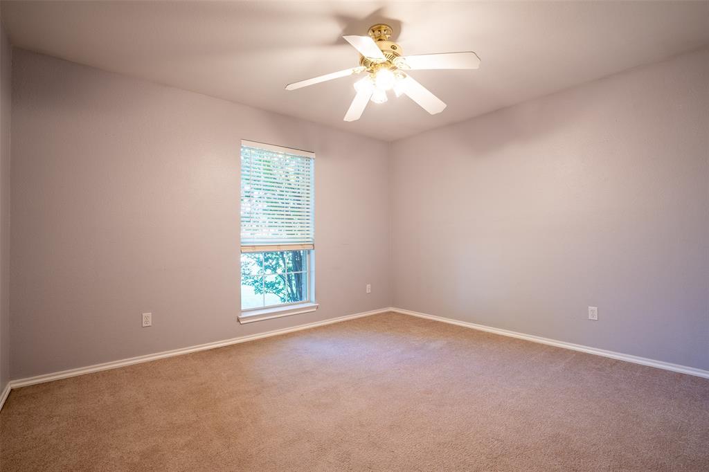 3202 Meandering Way Property Photo 26