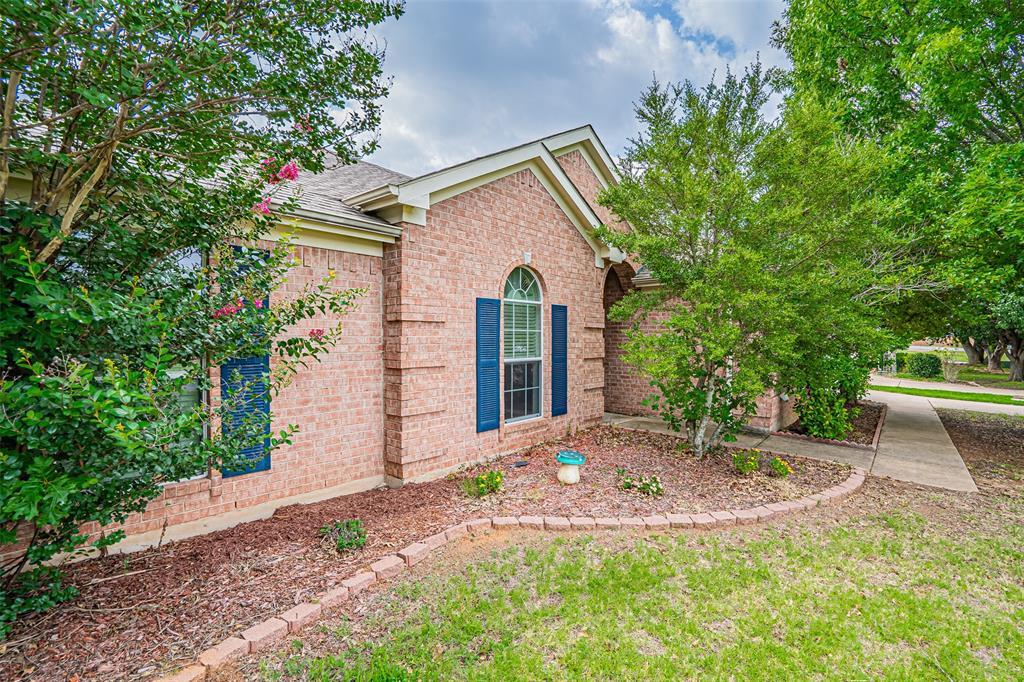 3202 Meandering Way Property Photo 38