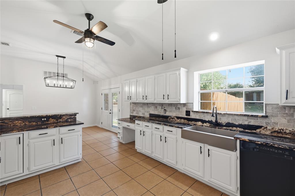 1115 Boyd Drive Property Photo 10