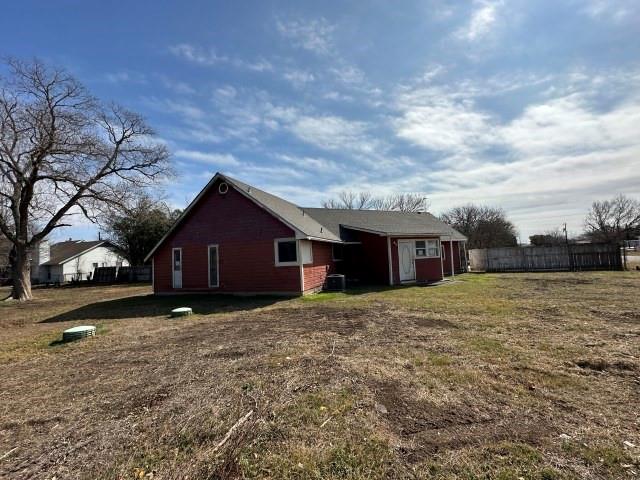 548 Spring River Drive Property Photo 2