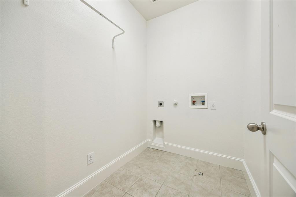 643 Senda Property Photo 24