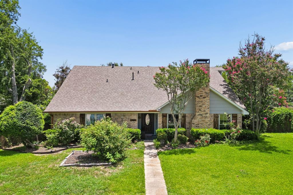 1802 Longmont Place Property Photo 1