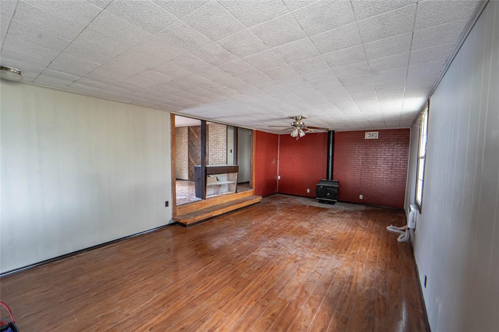 122 County Road 306 Property Photo 9