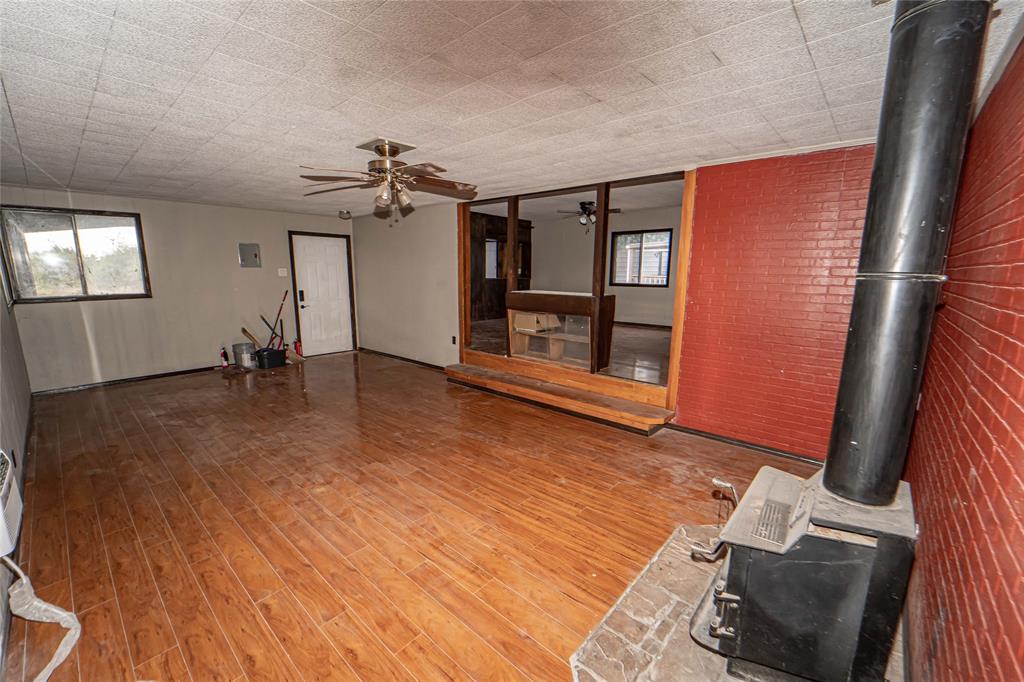 122 County Road 306 Property Photo 10