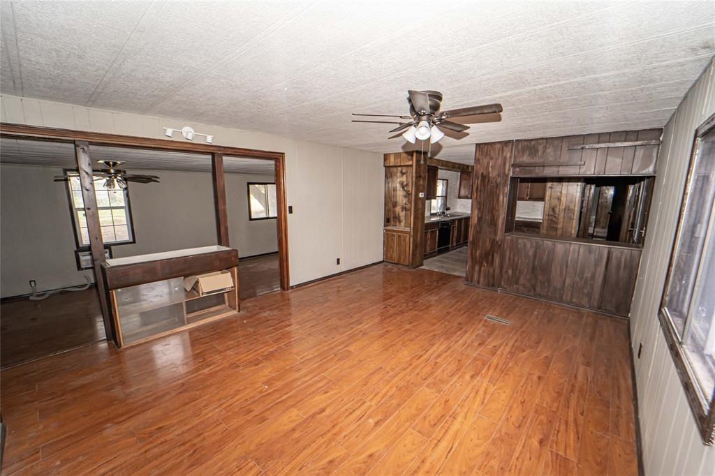 122 County Road 306 Property Photo 11