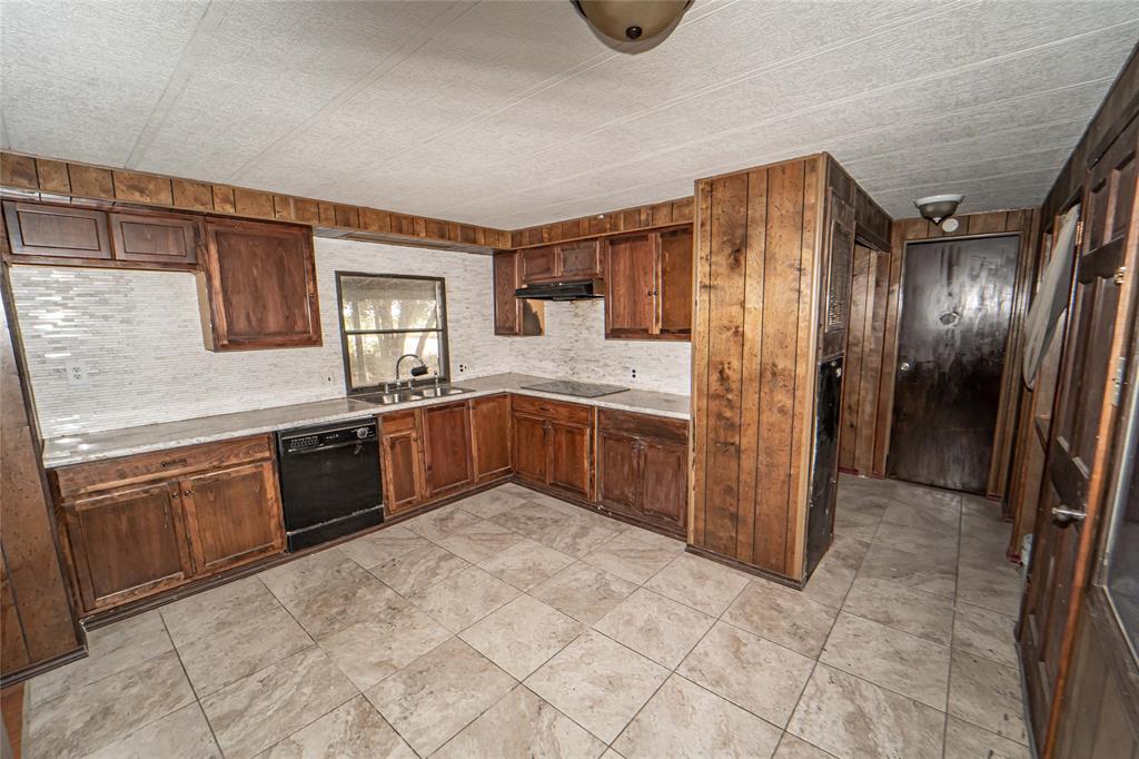 122 County Road 306 Property Photo 12