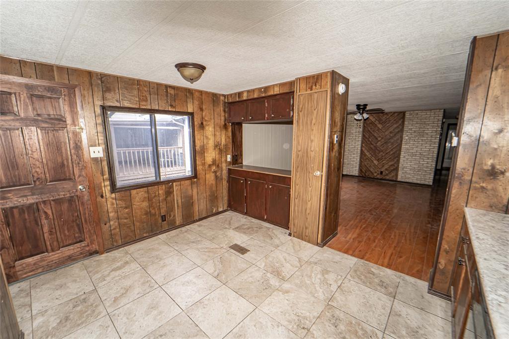 122 County Road 306 Property Photo 13