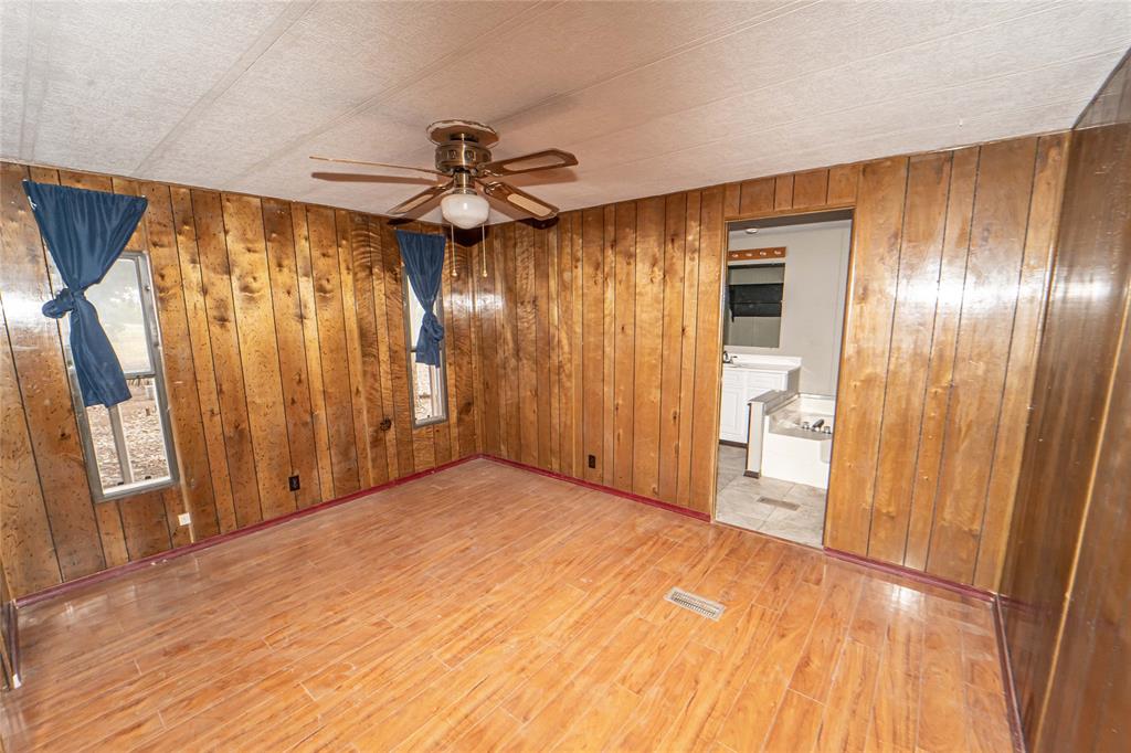 122 County Road 306 Property Photo 14