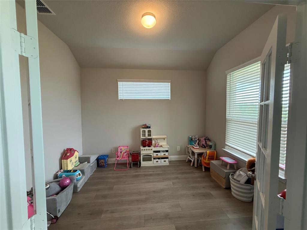 426 Wilkerson Lane Property Photo 8