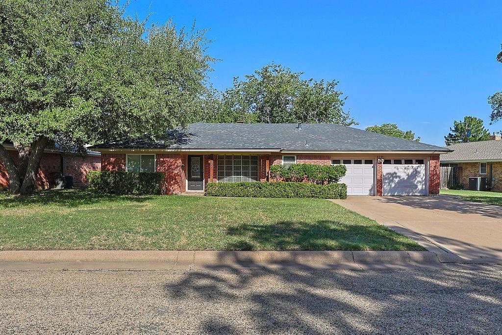 3102 Ivanhoe Lane Property Photo 1
