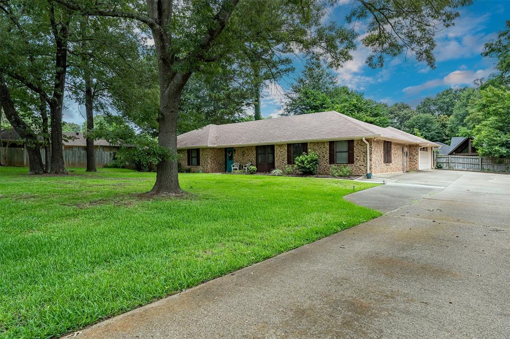 354 Royal Circle Property Photo 1