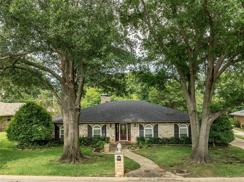804 Holland Drive