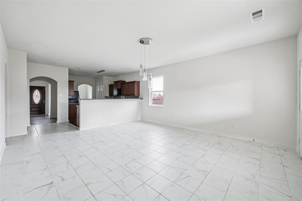 1020 Walnut Ridge Drive Property Photo 4