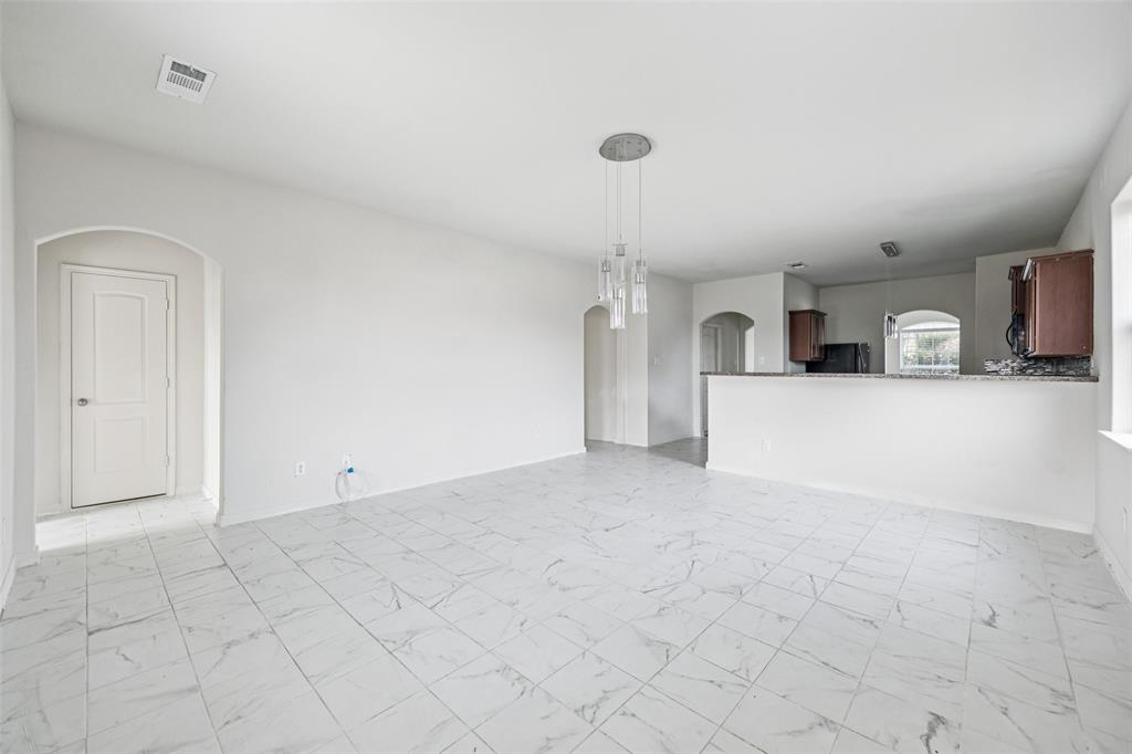 1020 Walnut Ridge Drive Property Photo 6