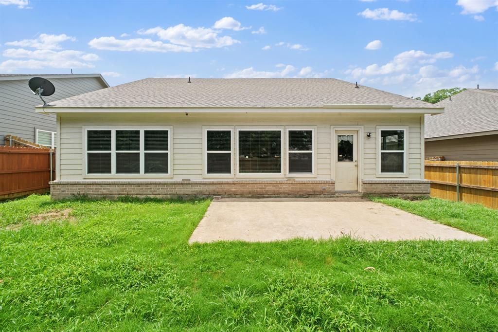 913 Sayle Property Photo 32