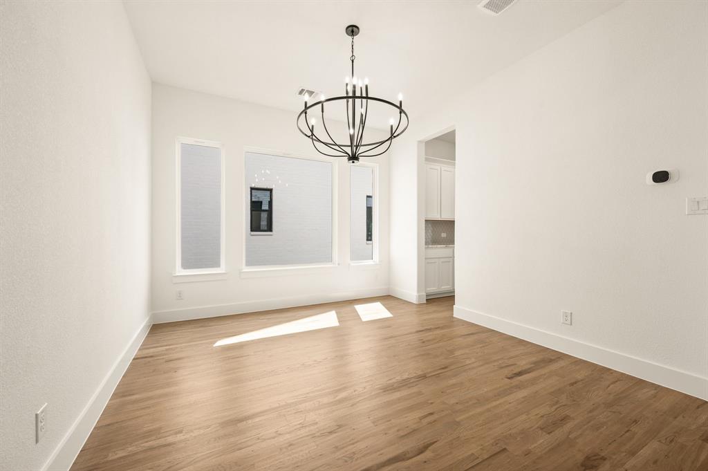 403 Kestrel Court Property Photo 8