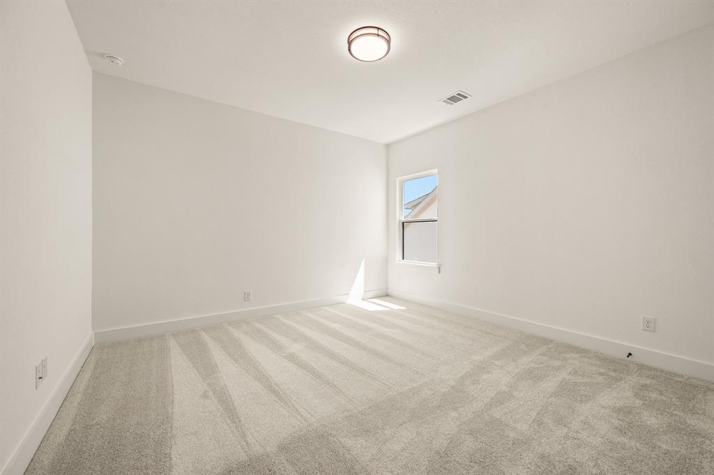 403 Kestrel Court Property Photo 31