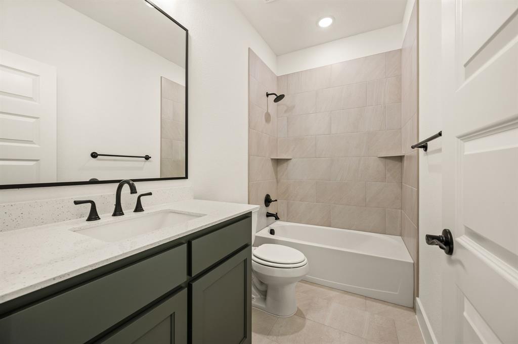 403 Kestrel Court Property Photo 34