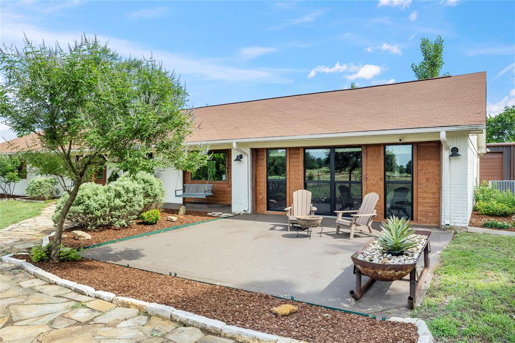 2458 Fm 2752 Property Photo 1