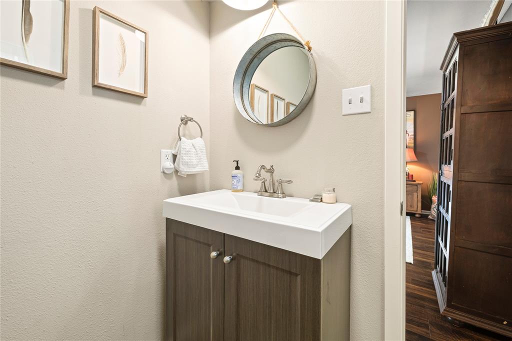 2458 Fm 2752 Property Photo 14