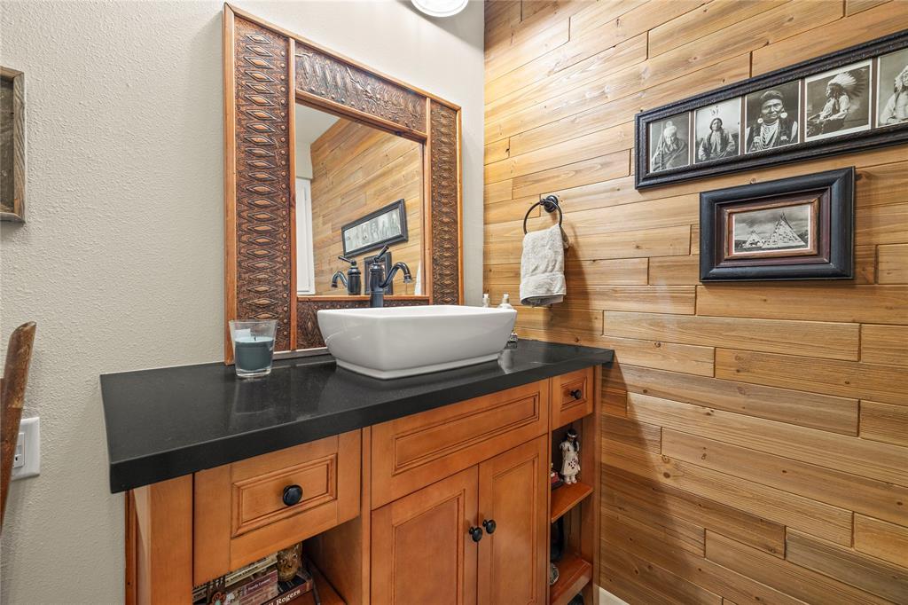 2458 Fm 2752 Property Photo 17
