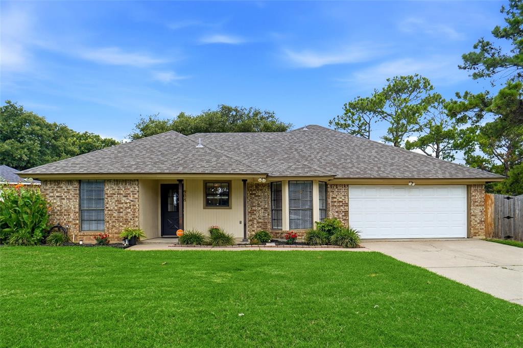 908 Santa Fe Trail Property Photo 1