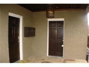 1122 N Zang Boulevard 201 Property Photo 2