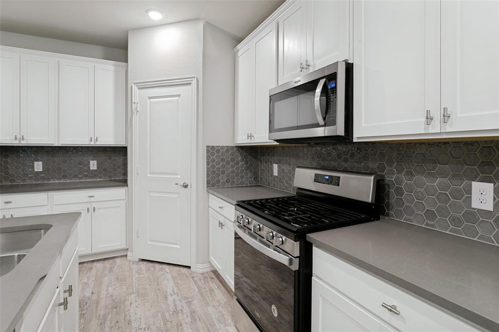 5508 Baker Creek Road Property Photo 11
