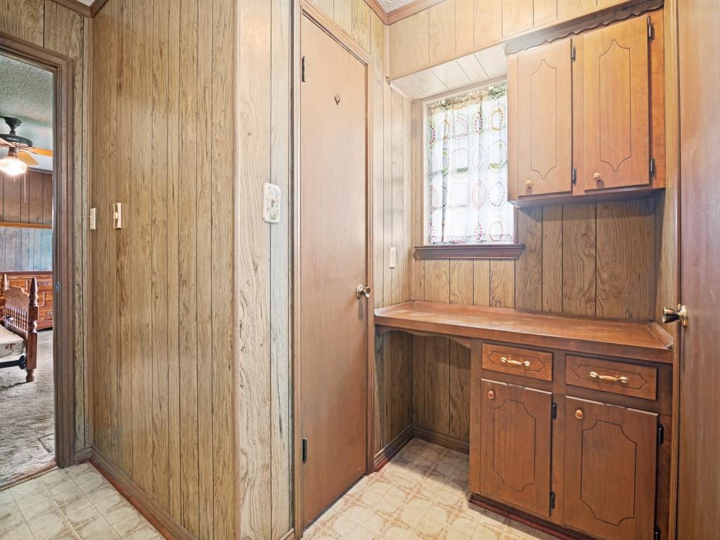 1081 Wright Street Property Photo 16