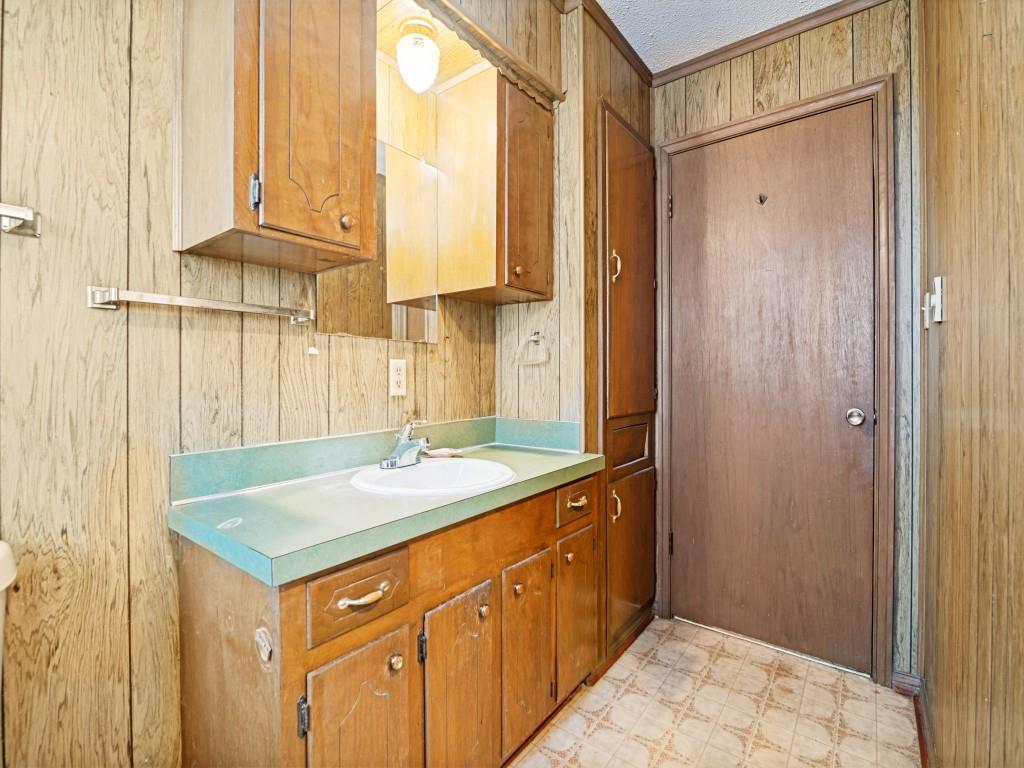 1081 Wright Street Property Photo 25