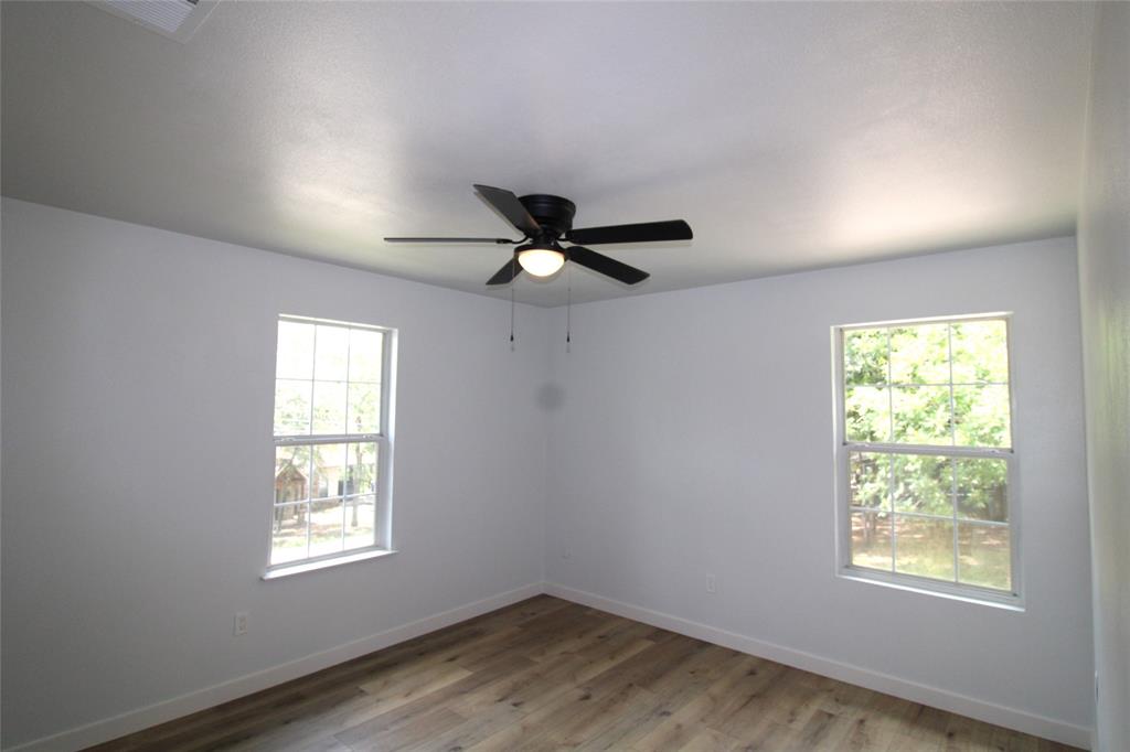 640 Callender Lake Drive Property Photo 24
