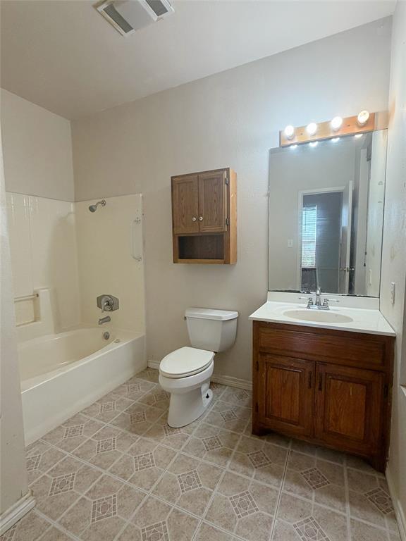 3210 E Lake Road Property Photo 20