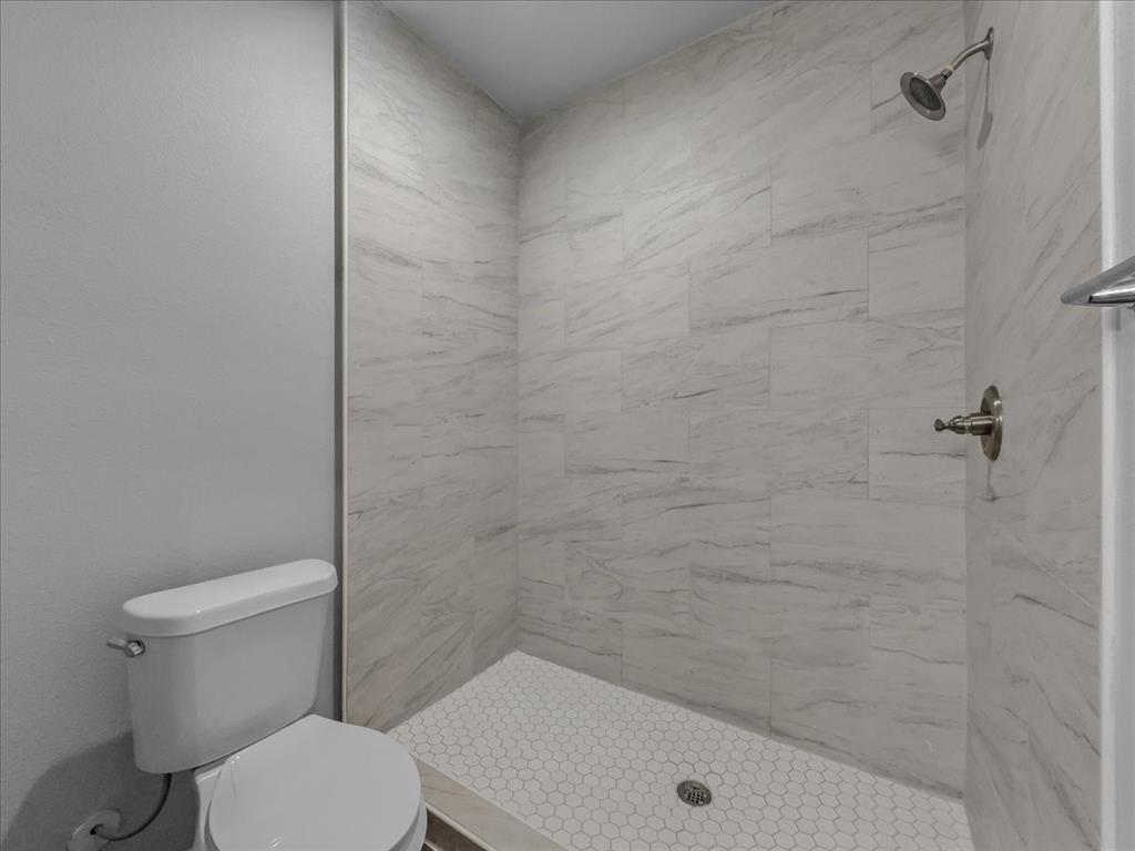 5 Bowling Lane Property Photo 6