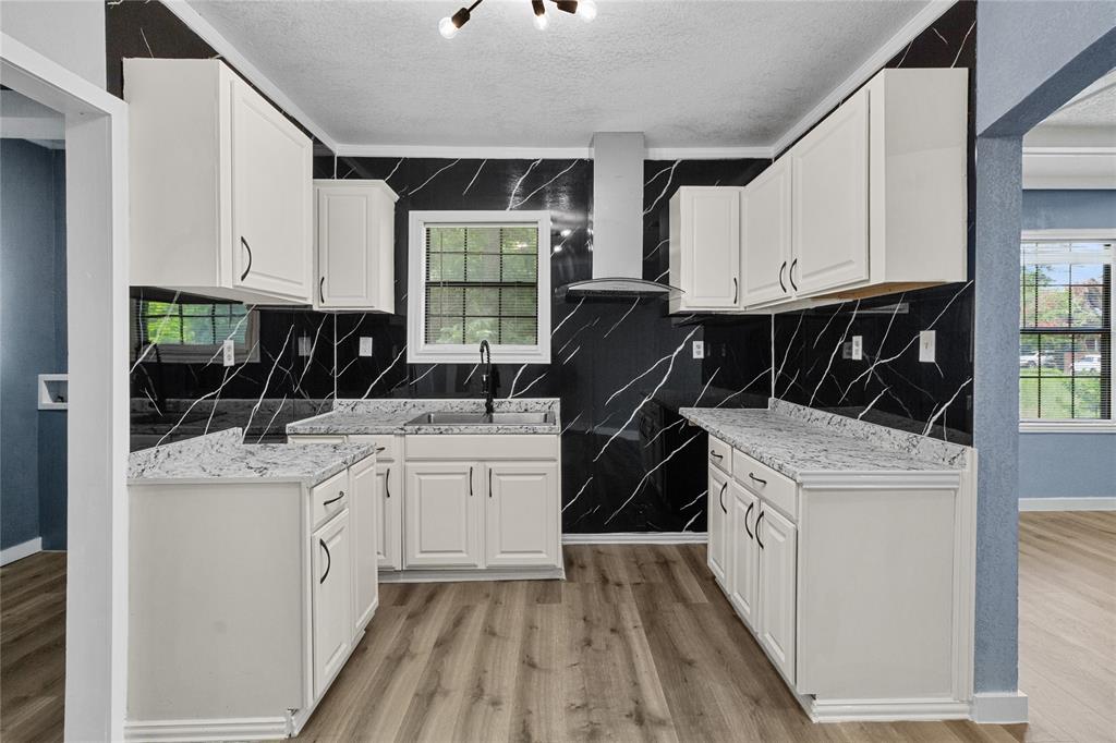 812 E Sumpter Property Photo 16