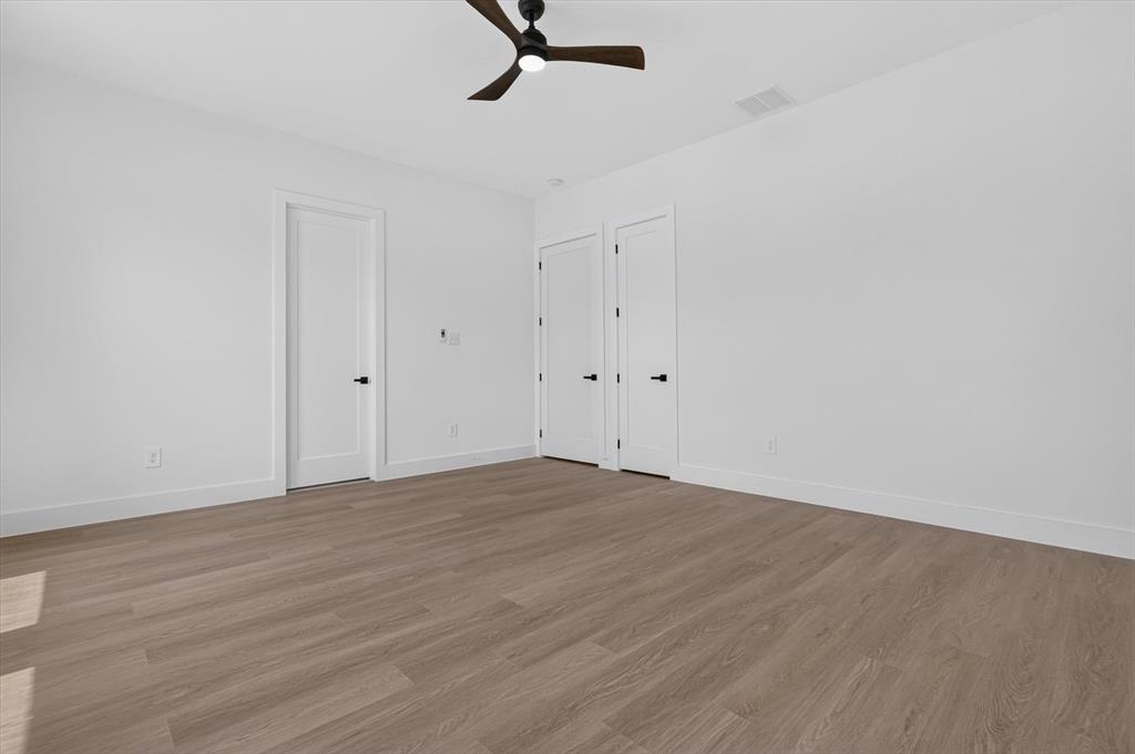 1008 Devonshire Drive Property Photo 16