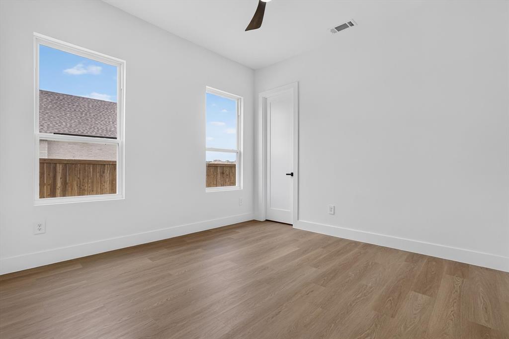 1008 Devonshire Drive Property Photo 25