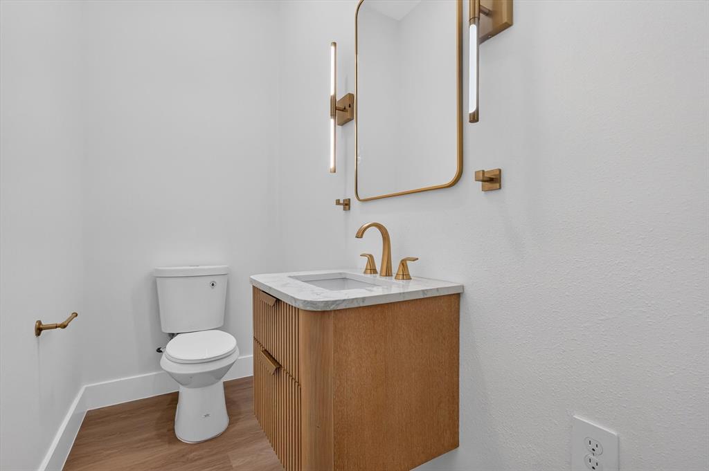 1008 Devonshire Drive Property Photo 28