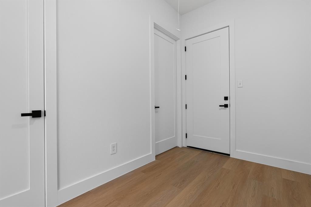 1008 Devonshire Drive Property Photo 30