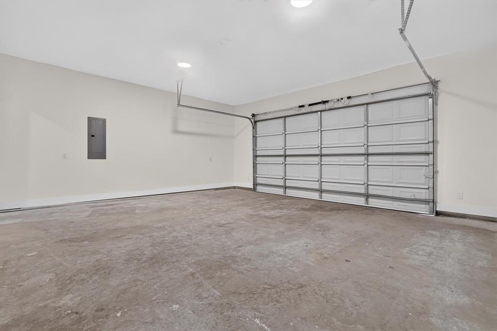 1008 Devonshire Drive Property Photo 32
