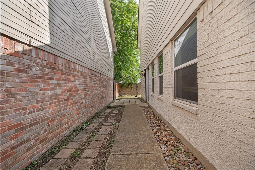 218 Saint Marys Place Property Photo 17