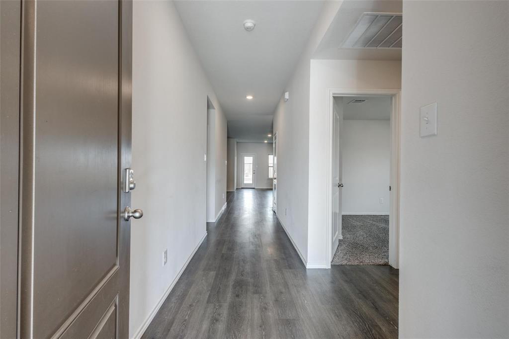 808 Saddle Horn Way Property Photo 3