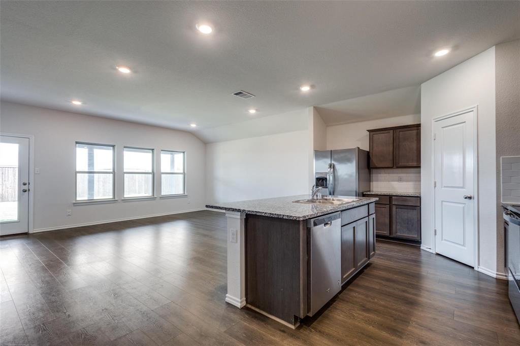 808 Saddle Horn Way Property Photo 10