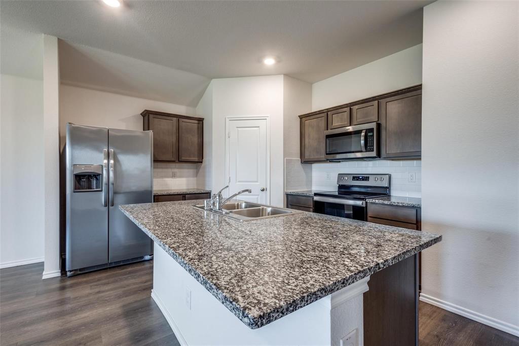 808 Saddle Horn Way Property Photo 11