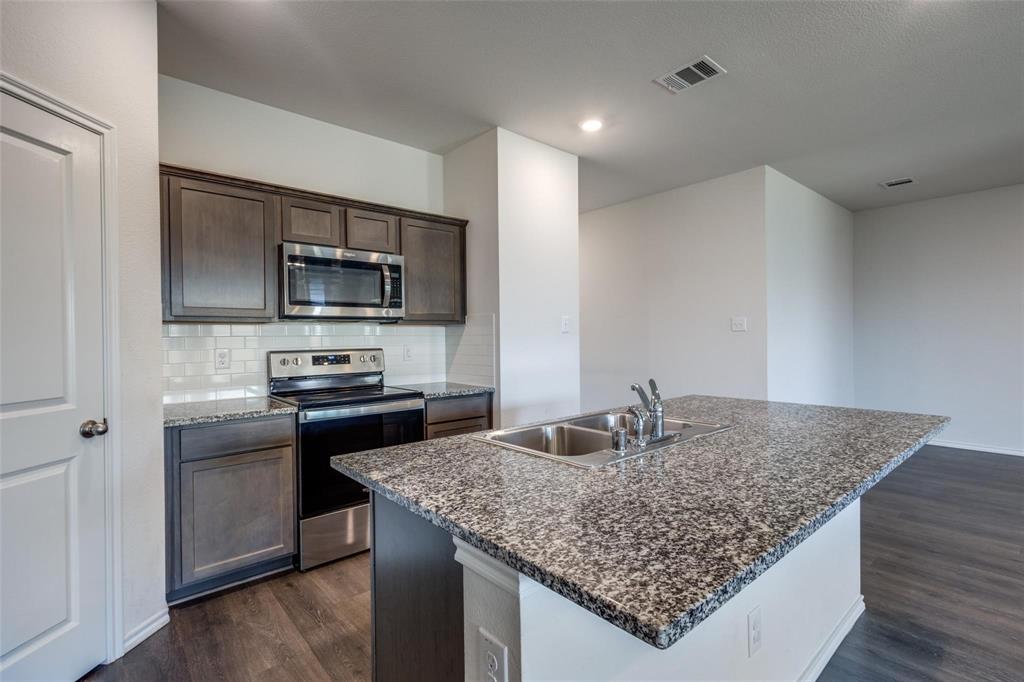 808 Saddle Horn Way Property Photo 13