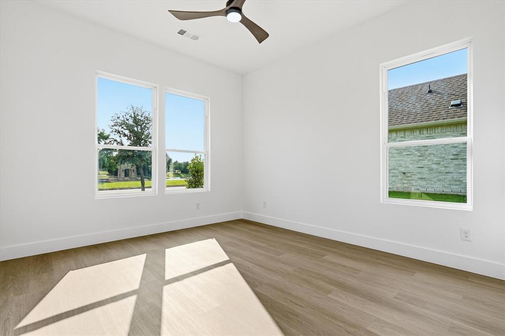 1014 Devonshire Drive Property Photo 24