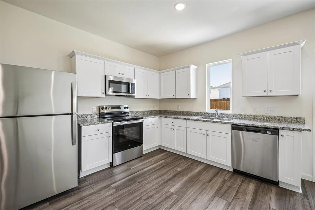 14205 Donahue Street Property Photo 13