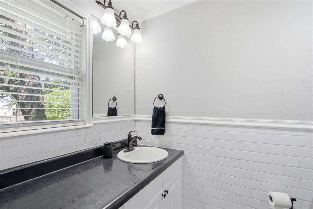 616 S Bowie Street Property Photo 12